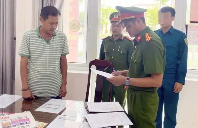 Bắt nguyên Phó giám đốc Ngân hàng Việt Á, chi nhánh Hội An