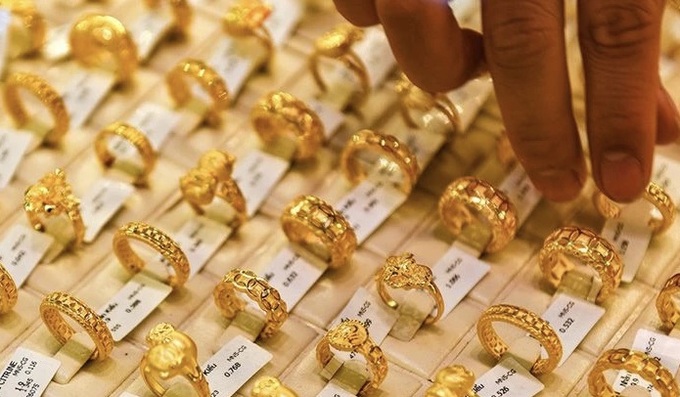 Giá vàng miếng và vàng nhẫn đồng loạt giảm mạnh